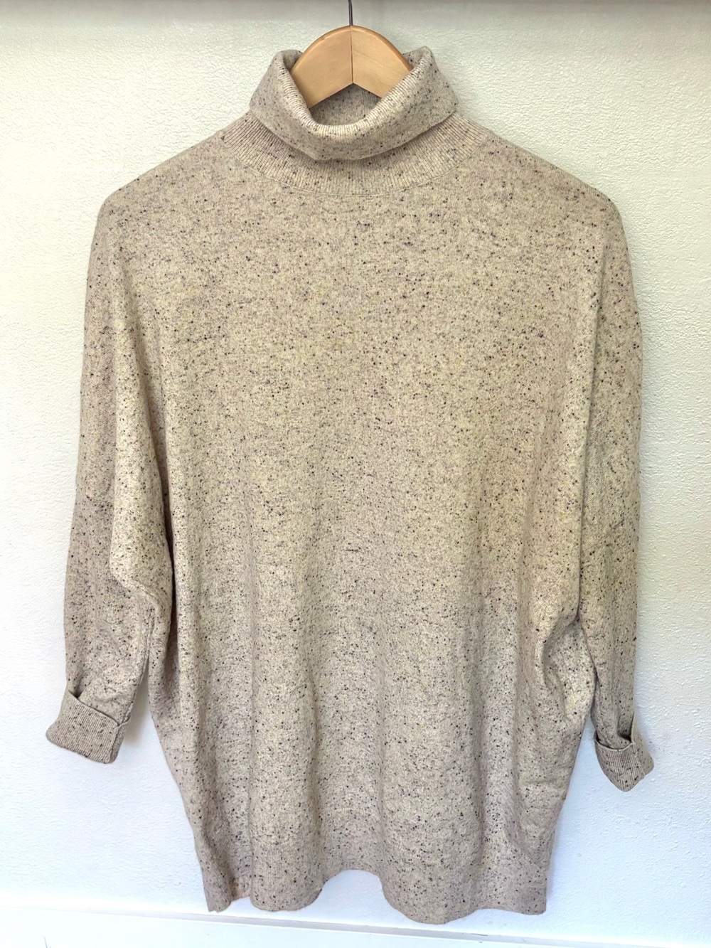 COS Wool Sweater Women’s XL Turtleneck Oversized  Cream Beige Speckled Marled